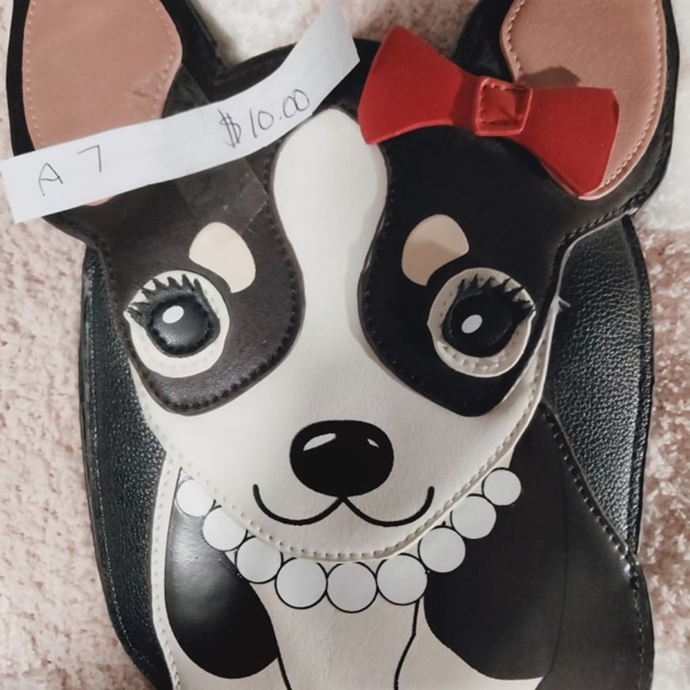 Dog shoulder purse
